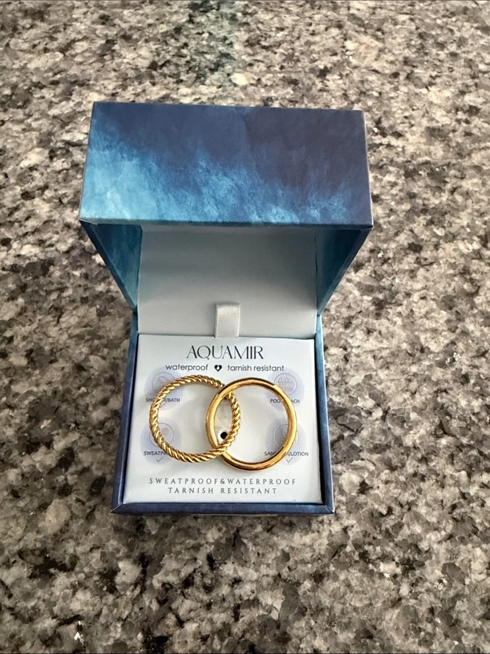 Aquamir Gold Waterproof Interlocking Ring Size 8 NWOT